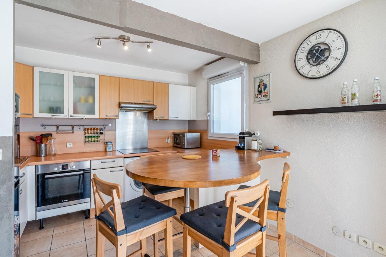 La Joliette; Duplex 2 Chambres, Parking Inclus+ Terrasse+ Ascenseur Marseille Kültér fotó
